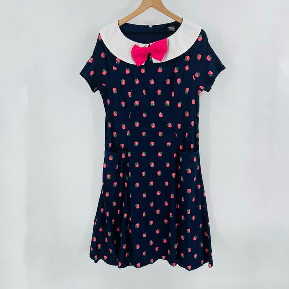 Unique Vintage NWT Strawberry Print Bow Collar Dress 1X/16 Retro Fit & Flare - Picture 1 of 9